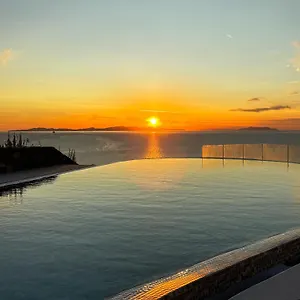 White Rock & , Houlakia (Mykonos) Griechenland